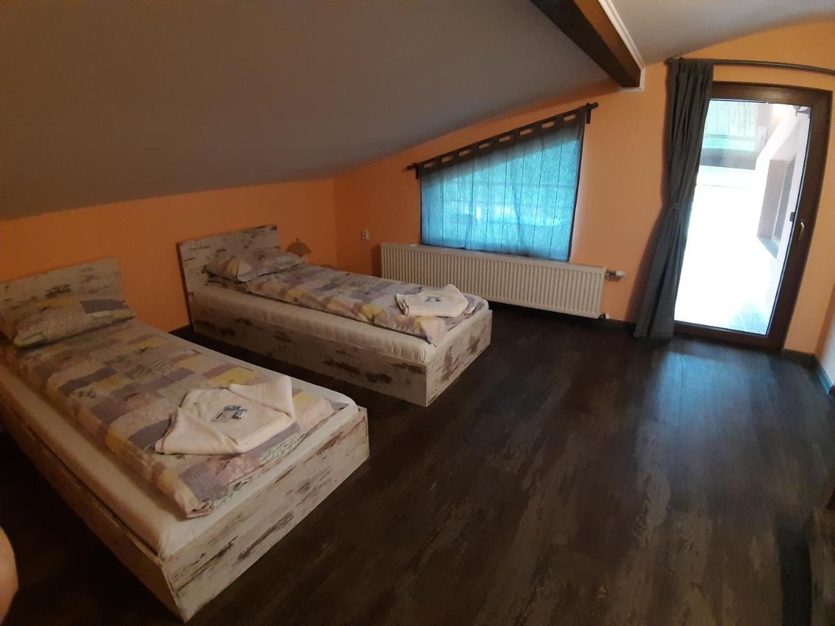 Къща За Гости Романс Yagodina Exterior foto